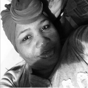 Meet your Posher, Kia